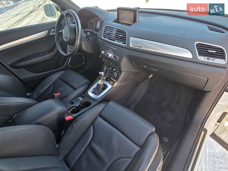 Позашляховик / Кросовер Audi Q3 2016 в Ірпені