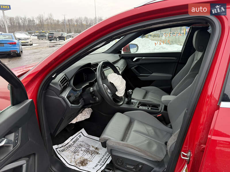 Позашляховик / Кросовер Audi Q3 2020 в Львові