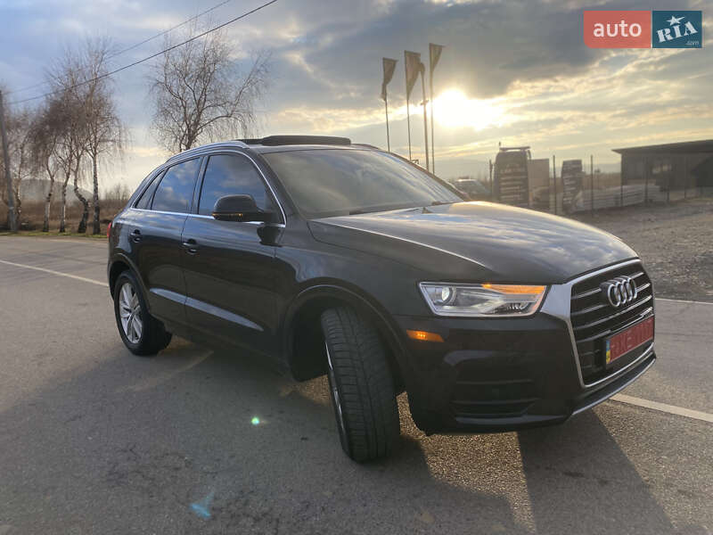 Позашляховик / Кросовер Audi Q3 2016 в Хусті