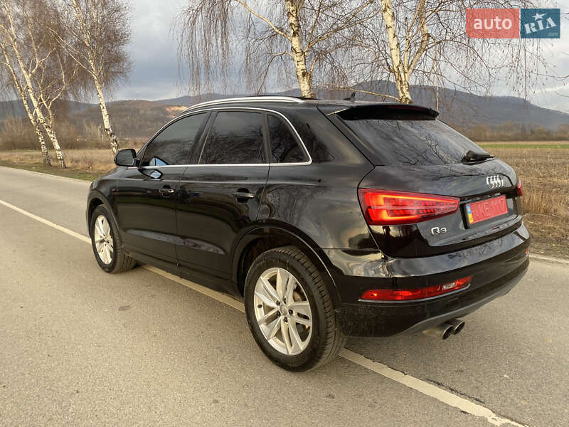 Позашляховик / Кросовер Audi Q3 2016 в Хусті
