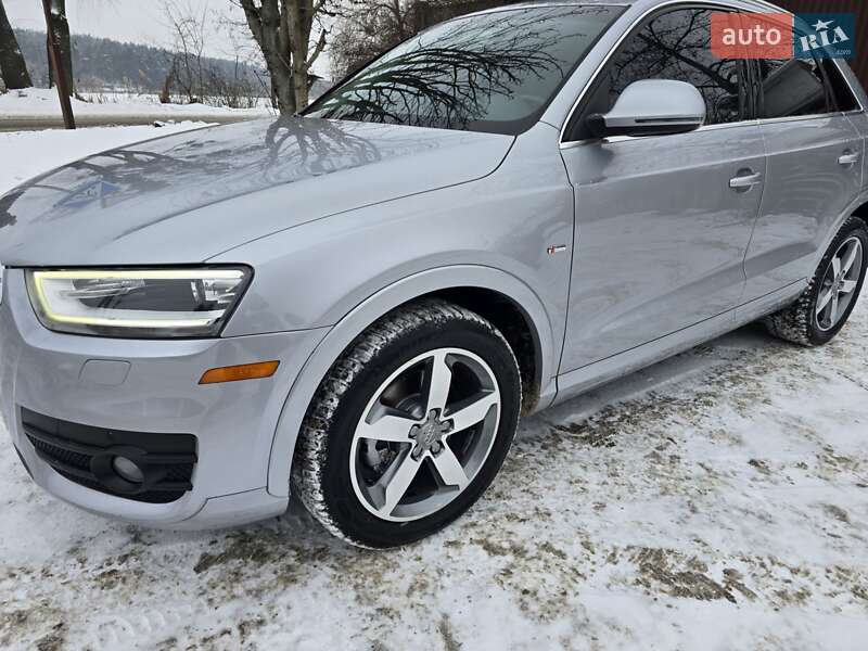 Позашляховик / Кросовер Audi Q3 2014 в Києві