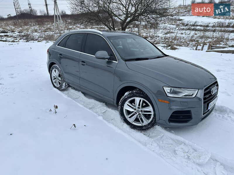 Позашляховик / Кросовер Audi Q3 2015 в Львові фото 19 Позашляховик / Кросовер Audi Q3 2015 в Львові