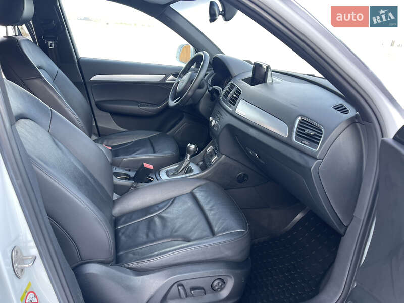 Внедорожник / Кроссовер Audi Q3 2015 в Луцке фото 17 Внедорожник / Кроссовер Audi Q3 2015 в Луцке