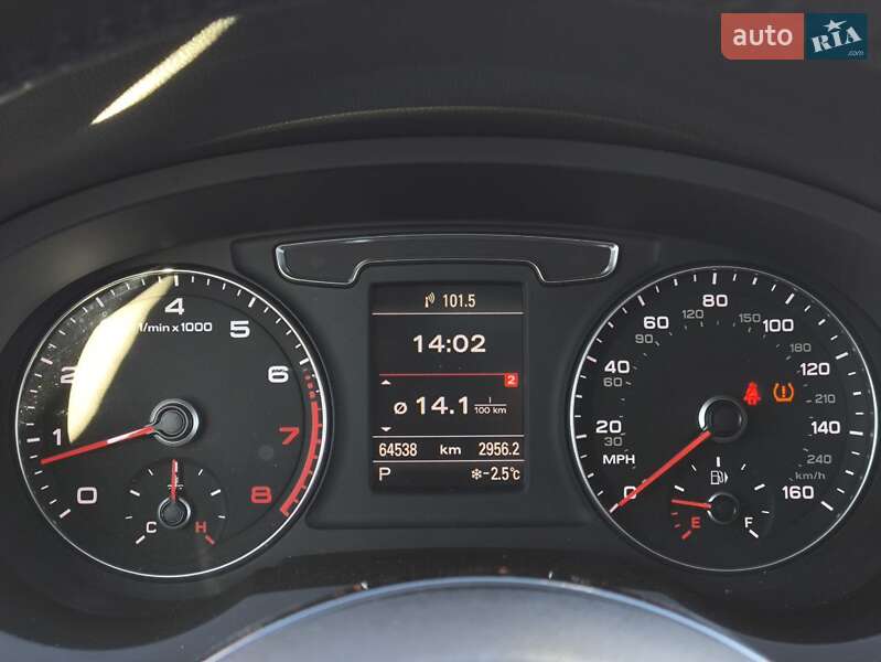 Позашляховик / Кросовер Audi Q3 2018 в Києві фото 22 Позашляховик / Кросовер Audi Q3 2018 в Києві