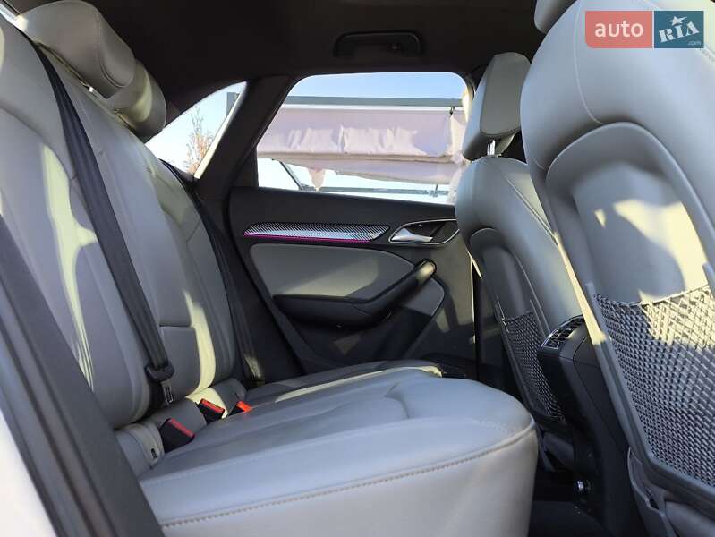 Позашляховик / Кросовер Audi Q3 2018 в Києві фото 36 Позашляховик / Кросовер Audi Q3 2018 в Києві