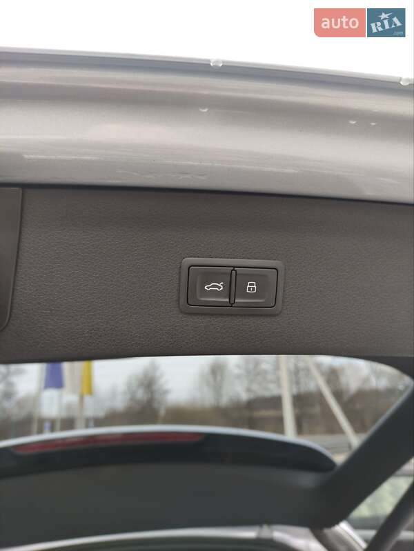 Позашляховик / Кросовер Audi Q3 2018 в Львові фото 37 Позашляховик / Кросовер Audi Q3 2018 в Львові