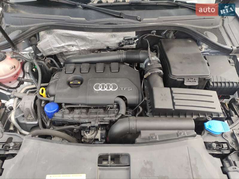 Позашляховик / Кросовер Audi Q3 2018 в Львові фото 44 Позашляховик / Кросовер Audi Q3 2018 в Львові