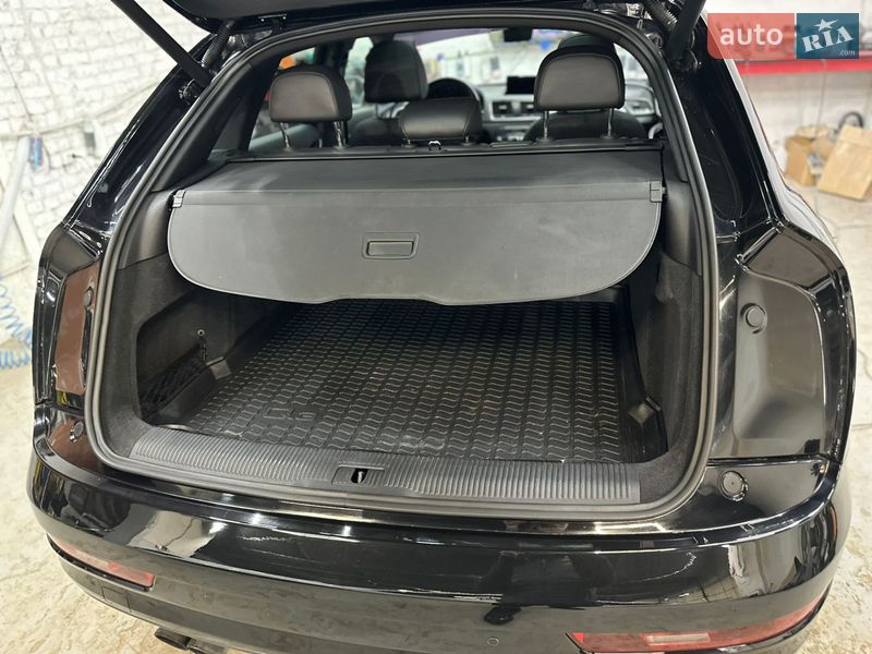 Позашляховик / Кросовер Audi Q3 2016 в Тернополі