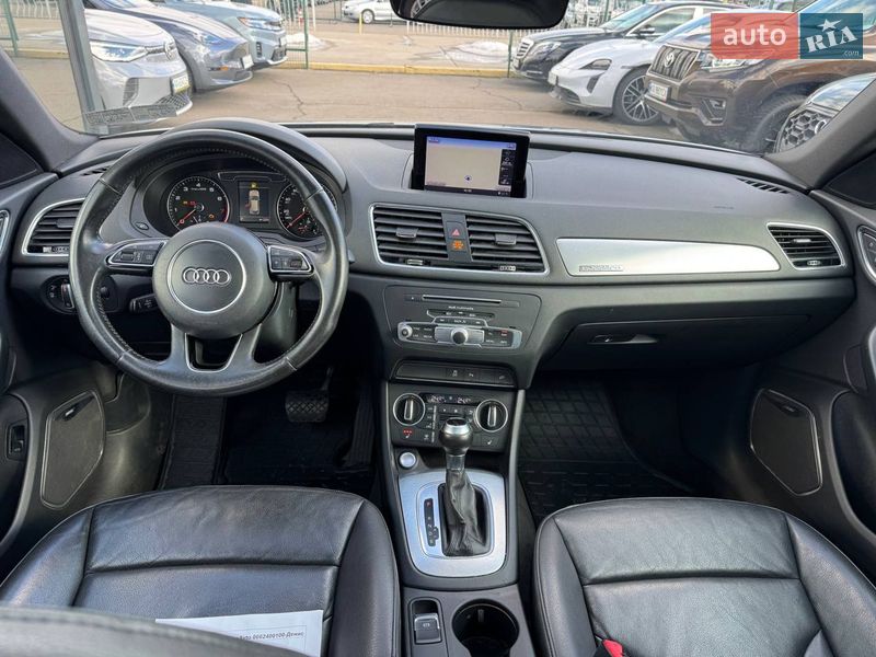 Позашляховик / Кросовер Audi Q3 2016 в Києві