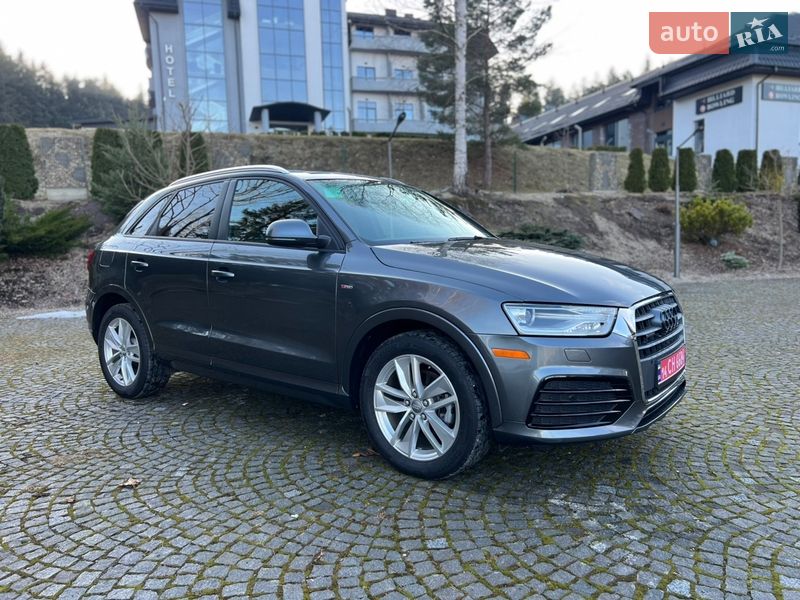 Позашляховик / Кросовер Audi Q3 2017 в Старому Самборі