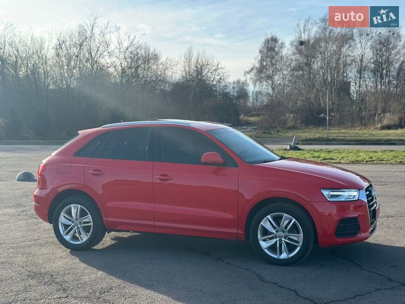 Позашляховик / Кросовер Audi Q3 2017 в Львові