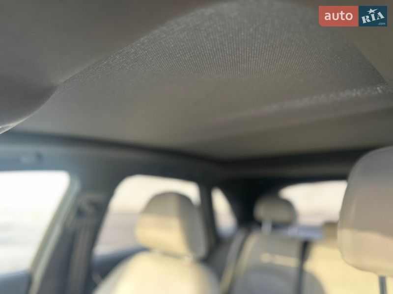 Внедорожник / Кроссовер Audi Q3 2016 в Львове