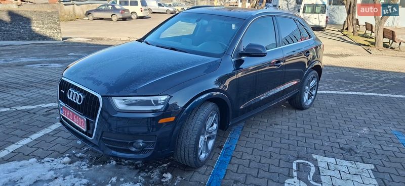 Позашляховик / Кросовер Audi Q3 2015 в Луцьку