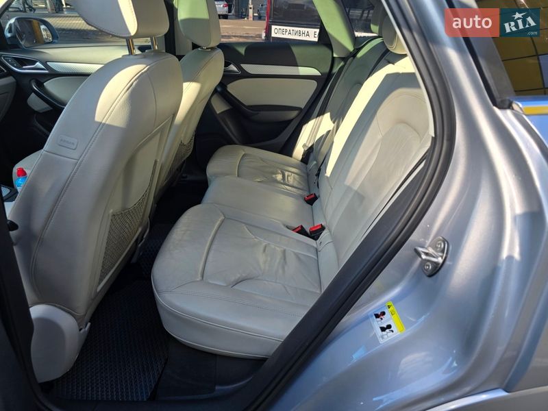 Позашляховик / Кросовер Audi Q3 2015 в Києві