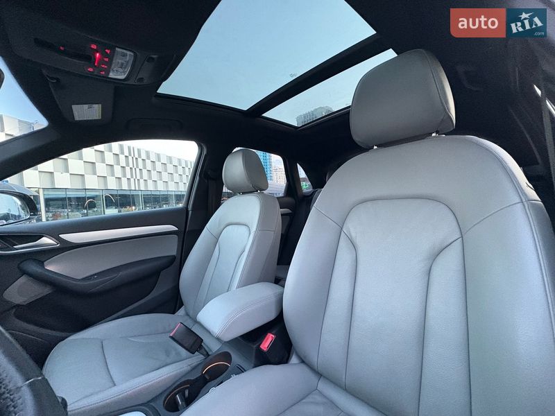 Внедорожник / Кроссовер Audi Q3 2017 в Одессе