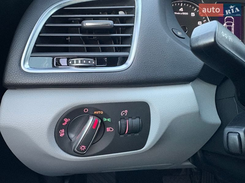 Внедорожник / Кроссовер Audi Q3 2017 в Одессе