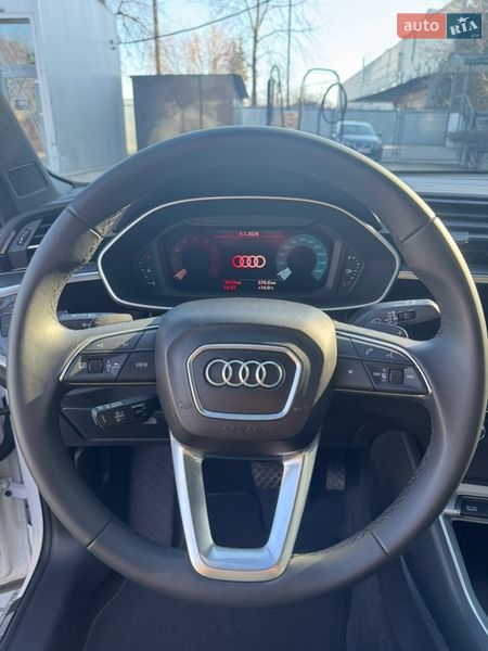 Позашляховик / Кросовер Audi Q3 2024 в Львові