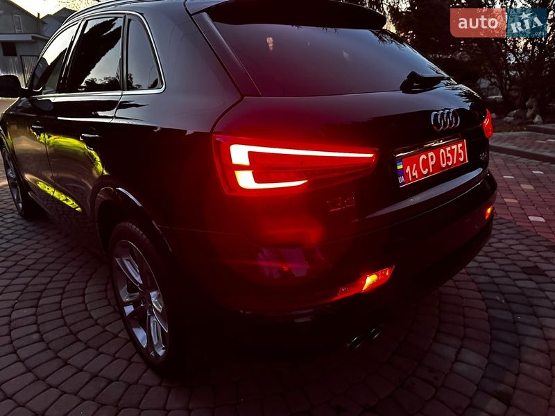 Внедорожник / Кроссовер Audi Q3 2017 в Хусте