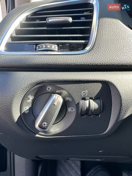 Позашляховик / Кросовер Audi Q3 2015 в Києві