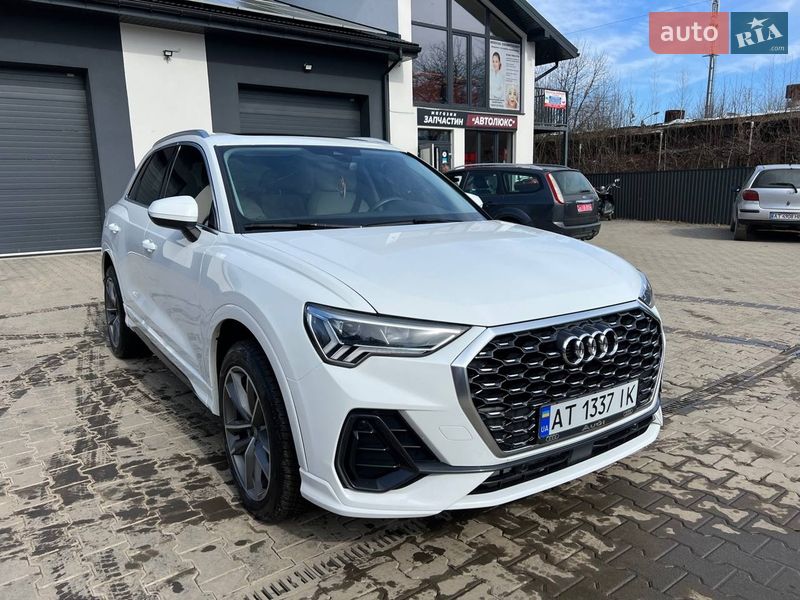 Внедорожник / Кроссовер Audi Q3 2020 в Ивано-Франковске