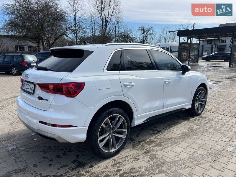 Внедорожник / Кроссовер Audi Q3 2020 в Ивано-Франковске