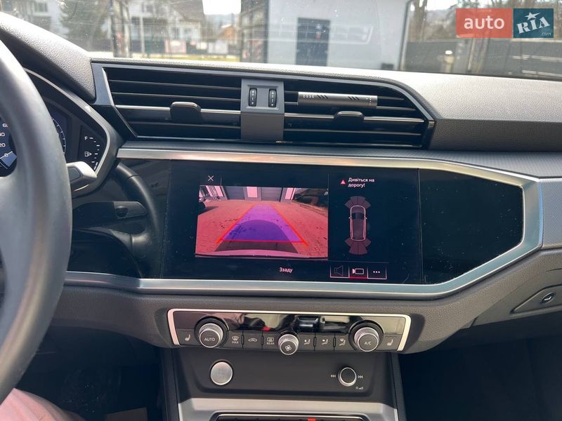 Внедорожник / Кроссовер Audi Q3 2020 в Ивано-Франковске