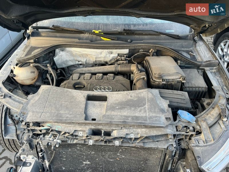 Позашляховик / Кросовер Audi Q3 2015 в Львові