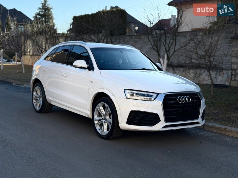 Позашляховик / Кросовер Audi Q3 2016 в Рівному