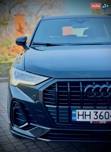Внедорожник / Кроссовер Audi Q3 2023 в Одессе
