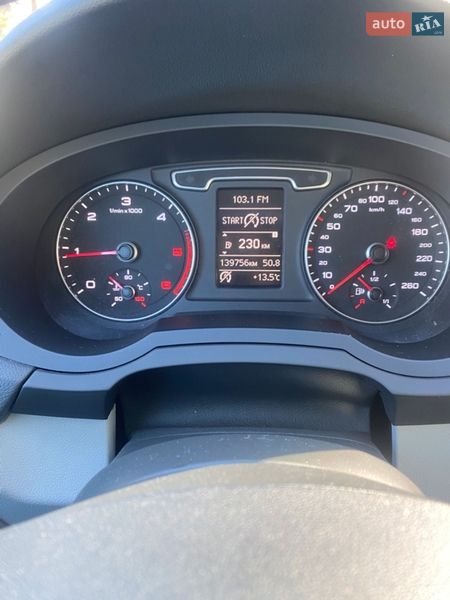 Внедорожник / Кроссовер Audi Q3 2012 в Киеве
