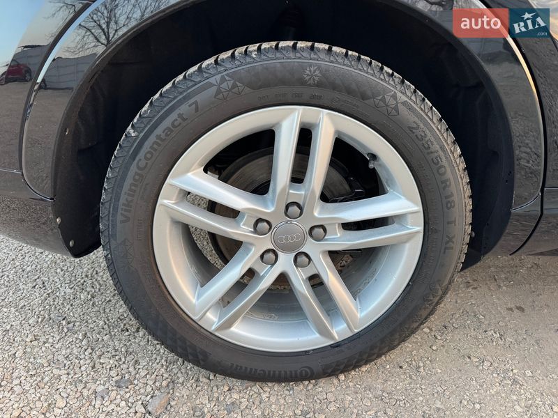 Внедорожник / Кроссовер Audi Q3 2016 в Радивилове