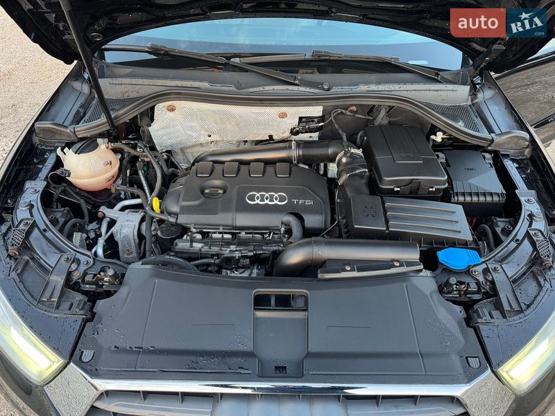 Внедорожник / Кроссовер Audi Q3 2016 в Радивилове