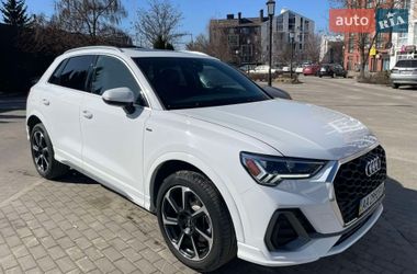 Позашляховик / Кросовер Audi Q3 2024 в Києві