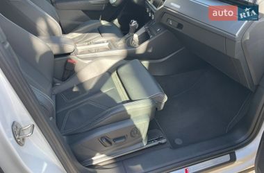Позашляховик / Кросовер Audi Q3 2024 в Києві