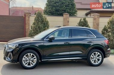 Внедорожник / Кроссовер Audi Q3 2023 в Одессе