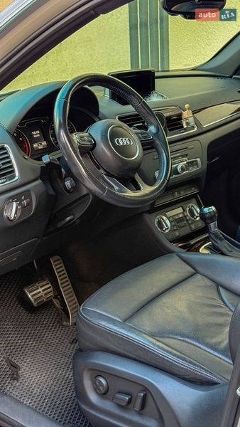 Внедорожник / Кроссовер Audi Q3 2014 в Ужгороде