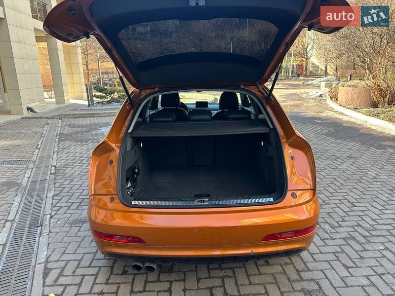 Позашляховик / Кросовер Audi Q3 2011 в Києві