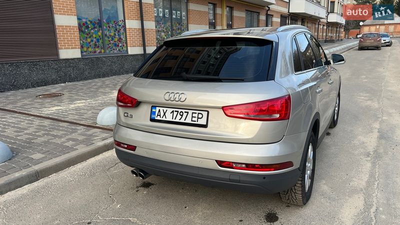 Внедорожник / Кроссовер Audi Q3 2016 в Харькове