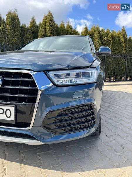 Внедорожник / Кроссовер Audi Q3 2018 в Одессе