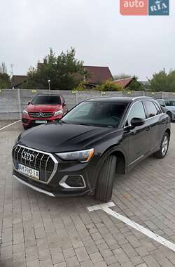 Внедорожник / Кроссовер Audi Q3 2020 в Хмельницком