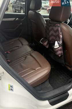 Позашляховик / Кросовер Audi Q3 2016 в Києві