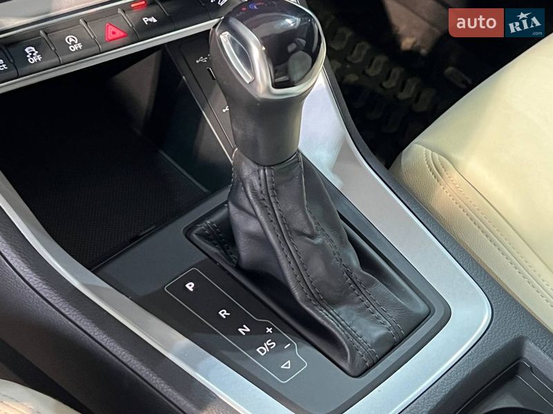 Внедорожник / Кроссовер Audi Q3 2022 в Одессе