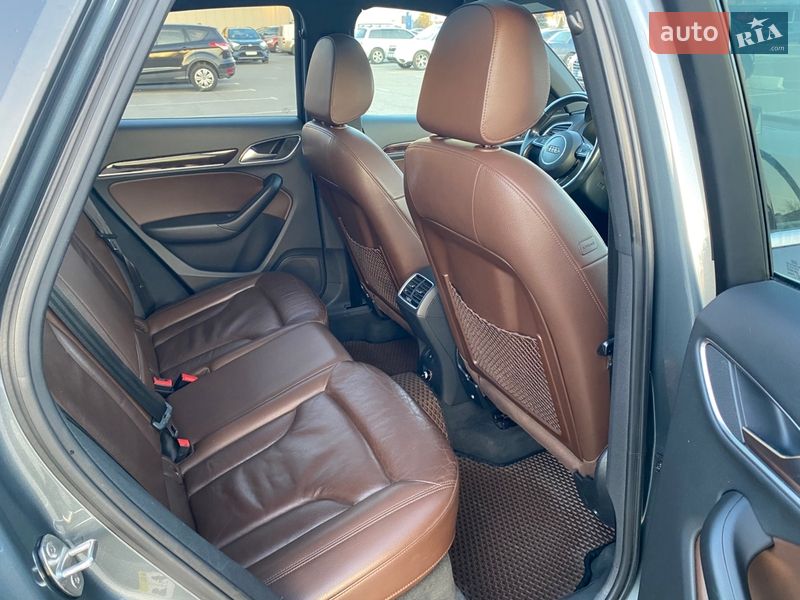 Позашляховик / Кросовер Audi Q3 2016 в Києві