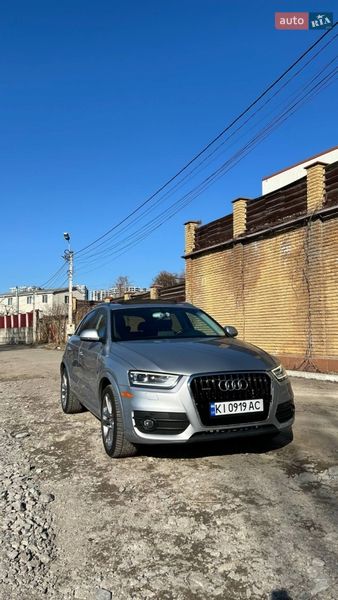 Позашляховик / Кросовер Audi Q3 2014 в Києві