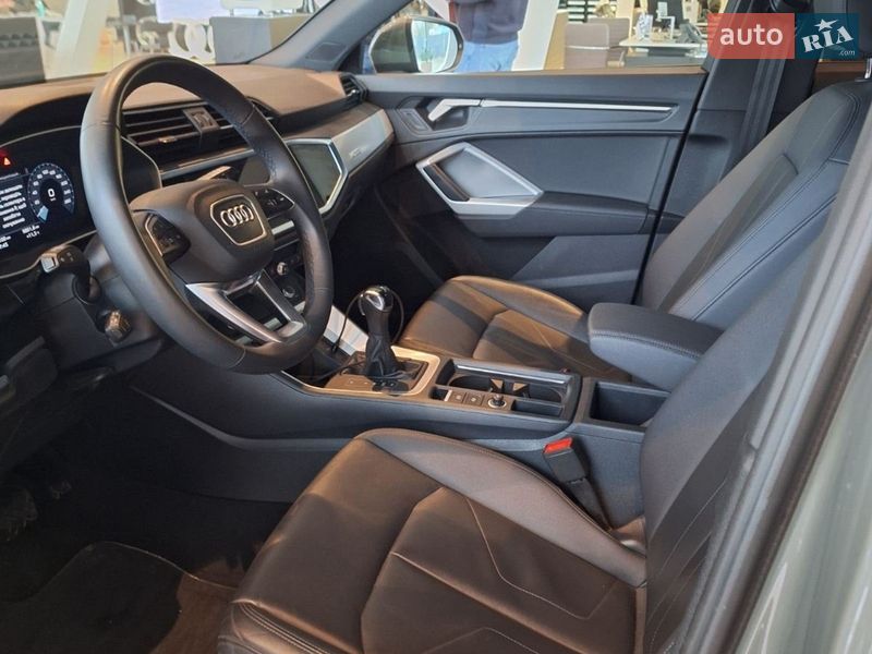 Внедорожник / Кроссовер Audi Q3 2024 в Львове фото 13 Внедорожник / Кроссовер Audi Q3 2024 в Львове
