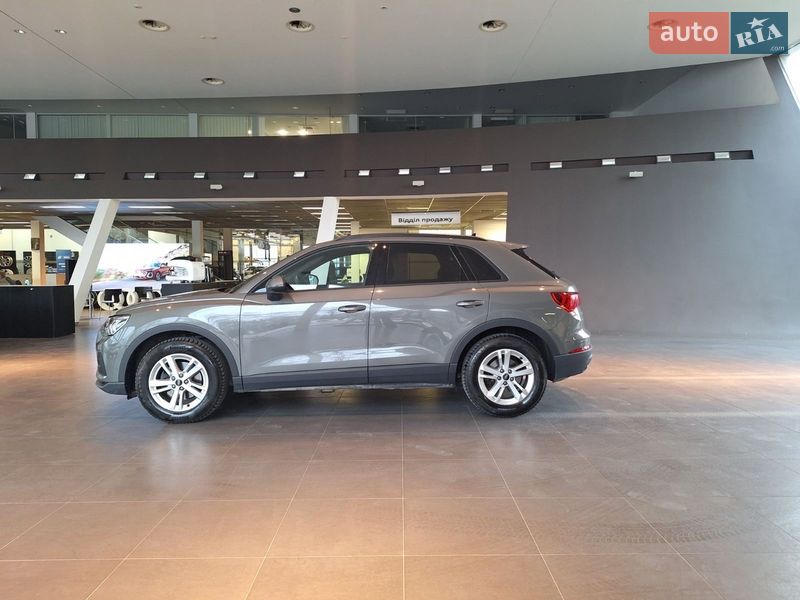 Внедорожник / Кроссовер Audi Q3 2024 в Львове фото 5 Внедорожник / Кроссовер Audi Q3 2024 в Львове