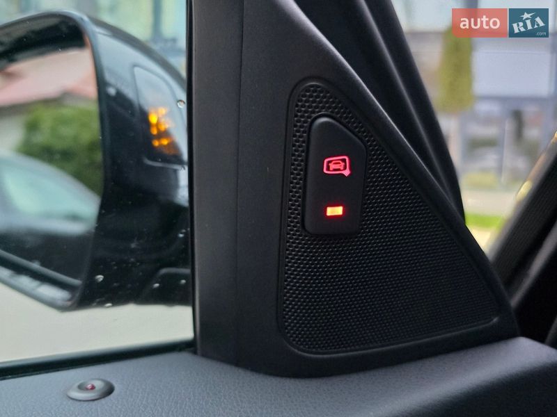 Внедорожник / Кроссовер Audi Q3 2017 в Ужгороде фото 46 Внедорожник / Кроссовер Audi Q3 2017 в Ужгороде