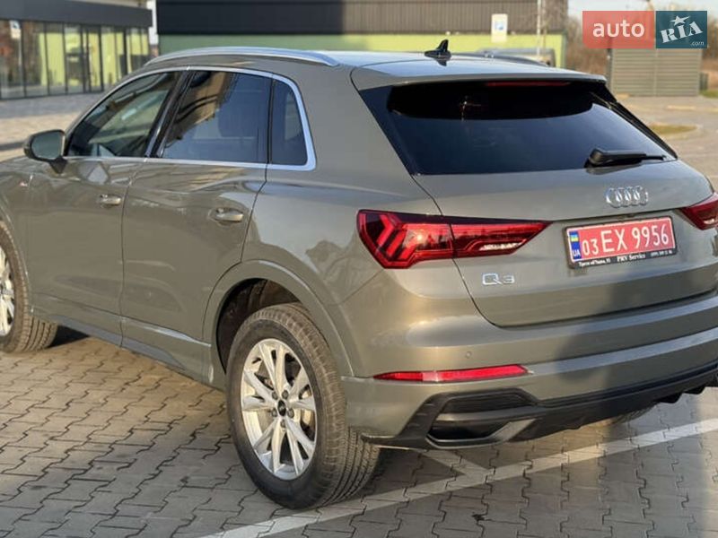 Позашляховик / Кросовер Audi Q3 2021 в Одесі