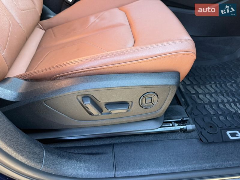 Позашляховик / Кросовер Audi Q3 2020 в Києві