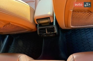 Внедорожник / Кроссовер Audi Q3 2020 в Киеве